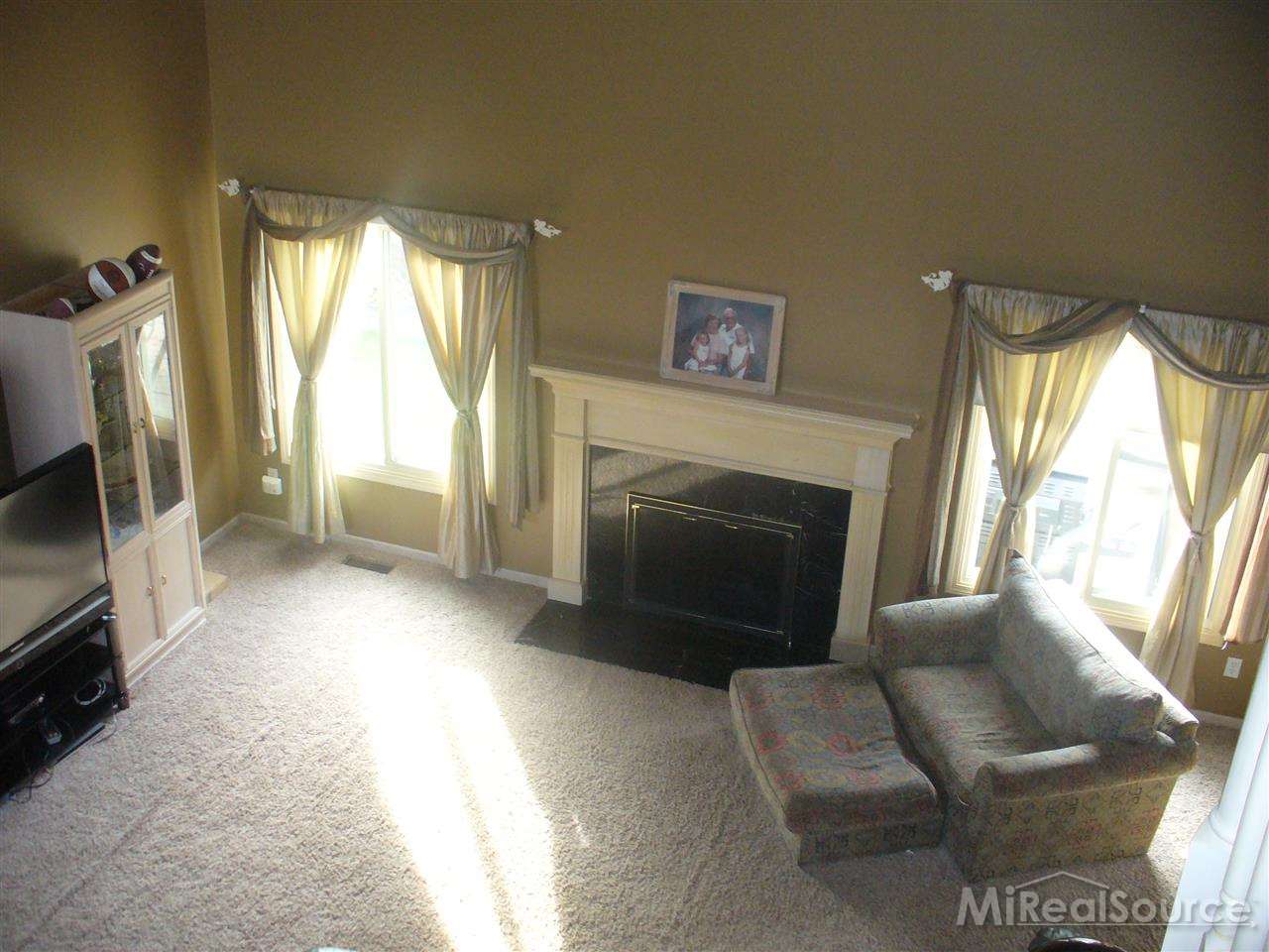 49897 Riverside Drive Macomb, MI 48044 - Photo 9 of 19 Gallery Image 9