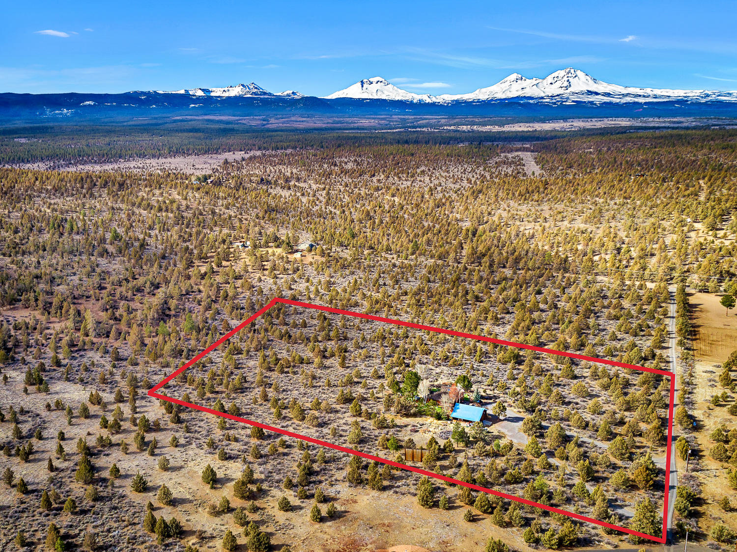 17545 Brandywine Road Bend, OR 97703 - Photo 2 of 30 OReilly_20210315_Aerial_18_0411_b_Lined_