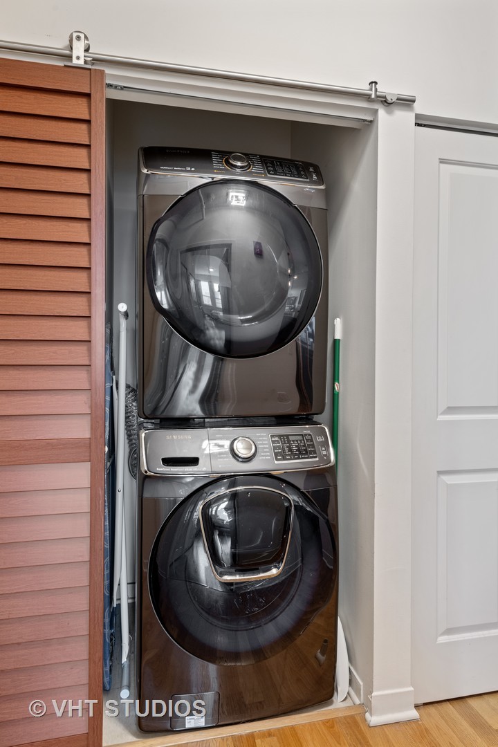 511 West Division Street, Unit 408 Chicago, IL 60610 - Photo 11 of 12
