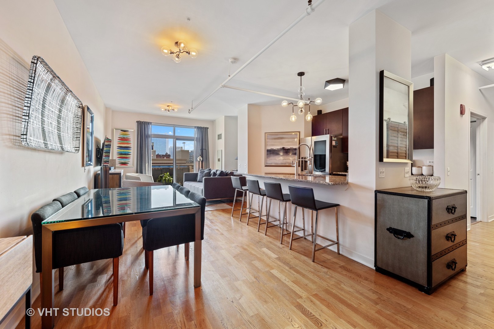 511 West Division Street, Unit 408 Chicago, IL 60610 - Photo 7 of 12
