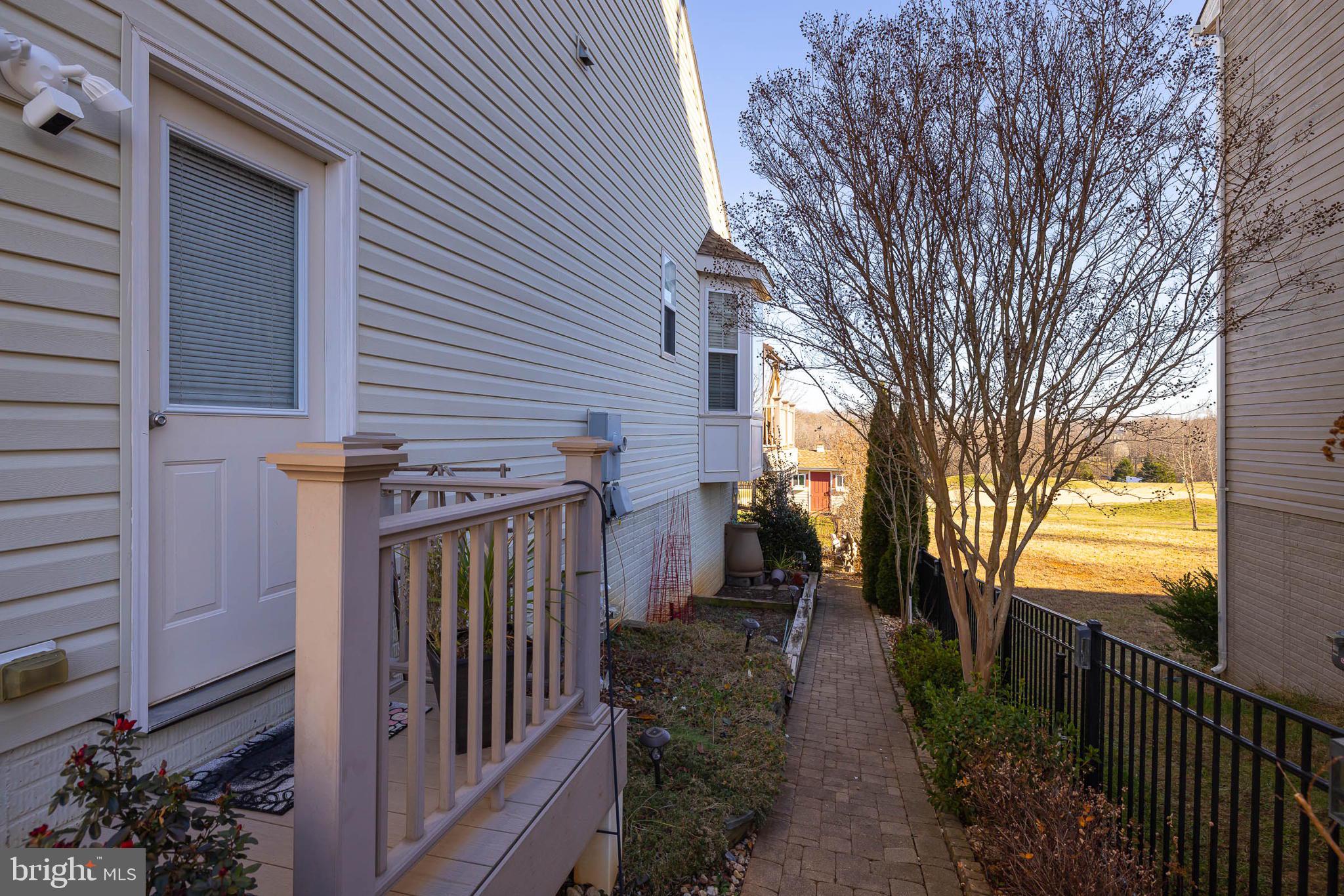 1485 Chesterfield Road Locust Grove, VA 22508 - Photo 4 of 29 Side walkway to rear