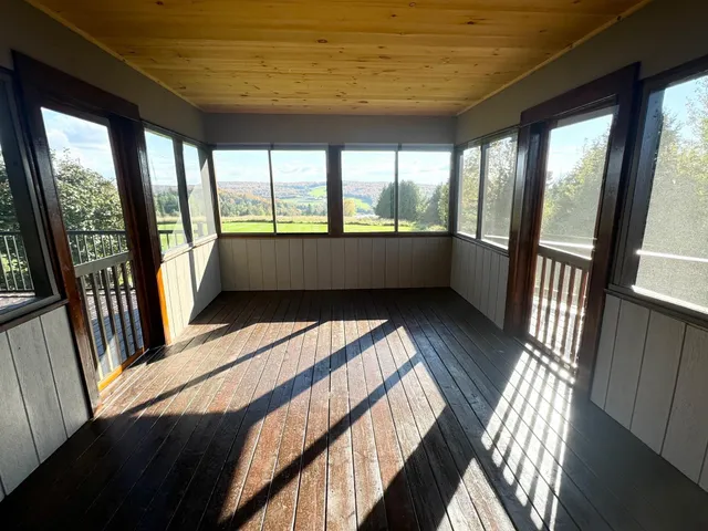 $548,500 | 603 Trucott Road, Holland, VT 05830