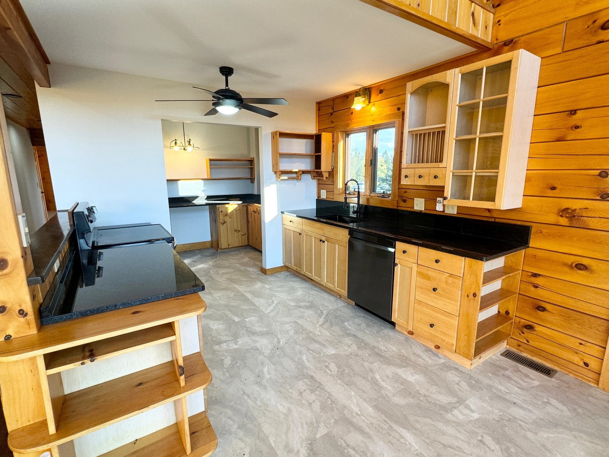 603 Trucott Road Holland, VT 05830 - Photo 4 of 50