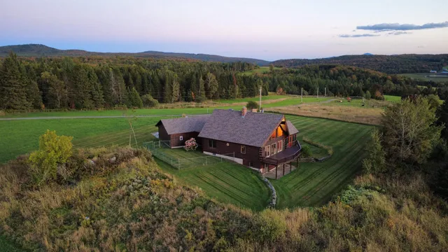 $548,500 | 603 Trucott Road, Holland, VT 05830