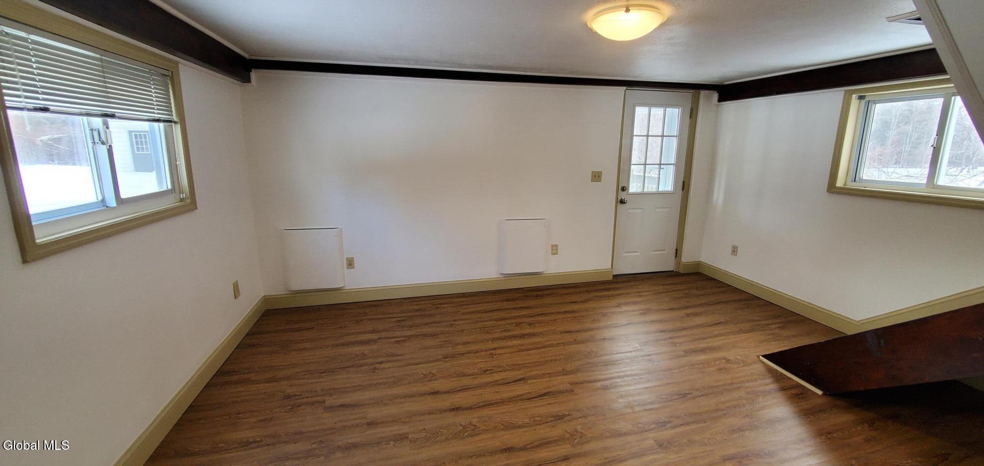 116 Clamsteam Road Halfmoon, NY 12065 - Photo 32 of 48 20250218_145714