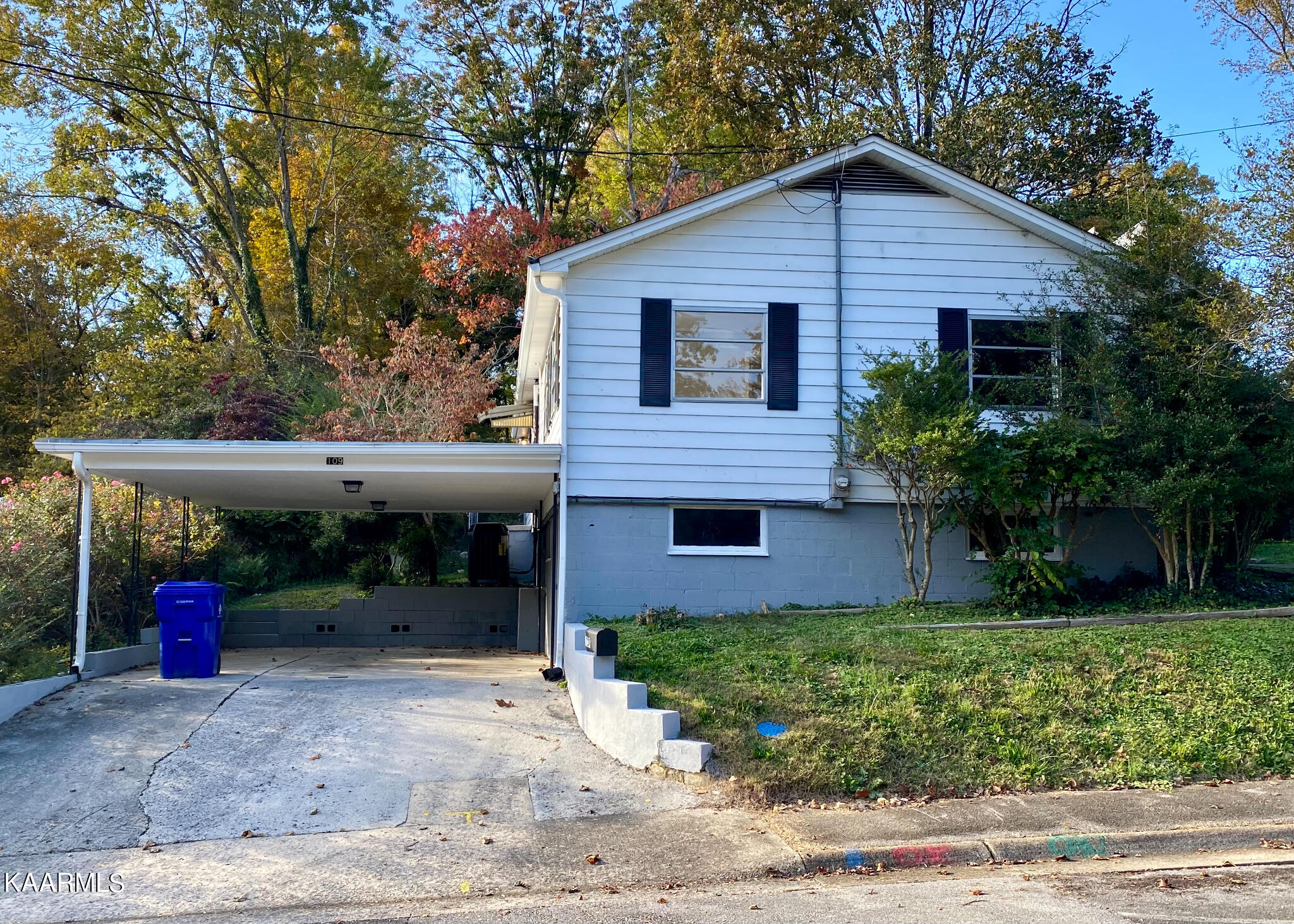 109 East Malta Road Oak Ridge, TN 37830 - Photo 1 of 25 00