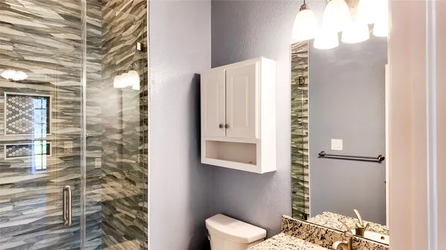 $639,000 | 346 Timbercreek Drive, Lake Jackson, TX 77566