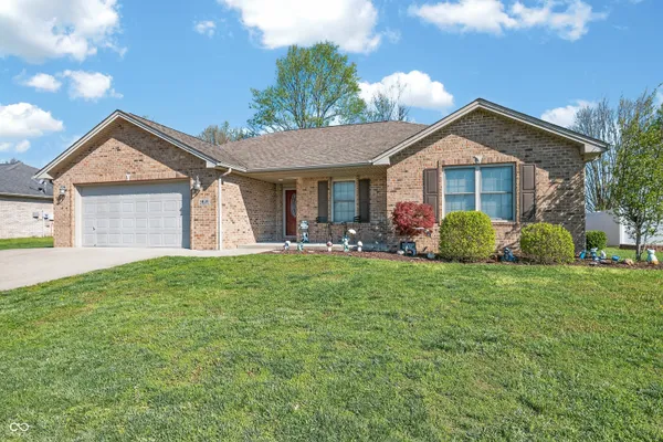$265,000 | 1839 Richards Drive, Seymour, IN 47274