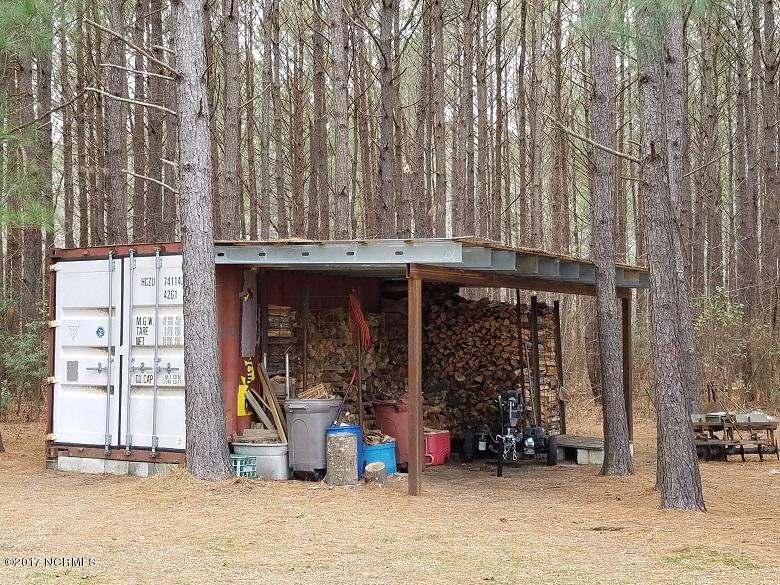 255 Barnhill Lane Atkinson, NC 28421 - Photo 1 of 52 20170110_131122