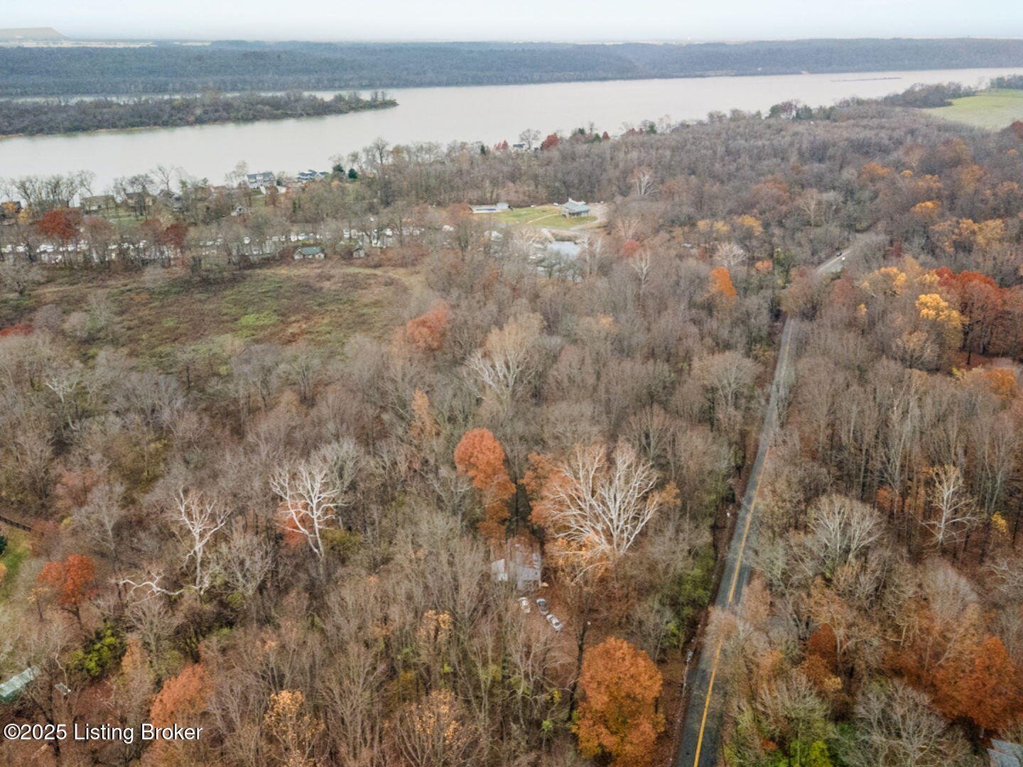 3500 South Rose Island Road Prospect, KY 40059 - Photo 19 of 35 18