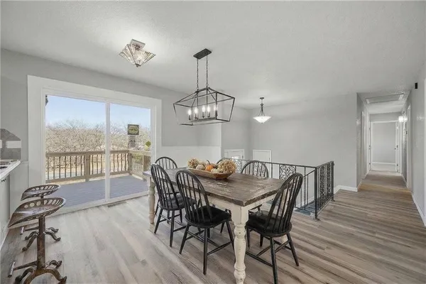 $359,900 | 3906 Vera Lane, St. Joseph, MO 64503