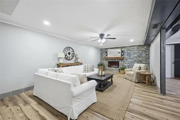 $359,900 | 3906 Vera Lane, St. Joseph, MO 64503