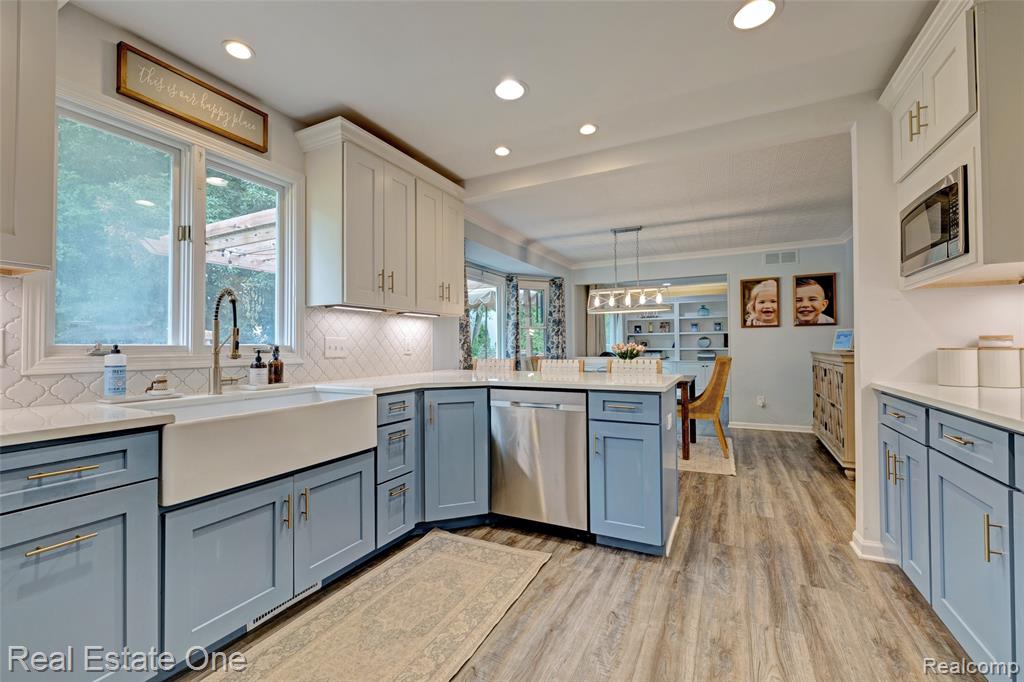6360 Woodcrest Ridge Clarkston, MI 48346 - Photo 21 of 71 Gallery Image 21