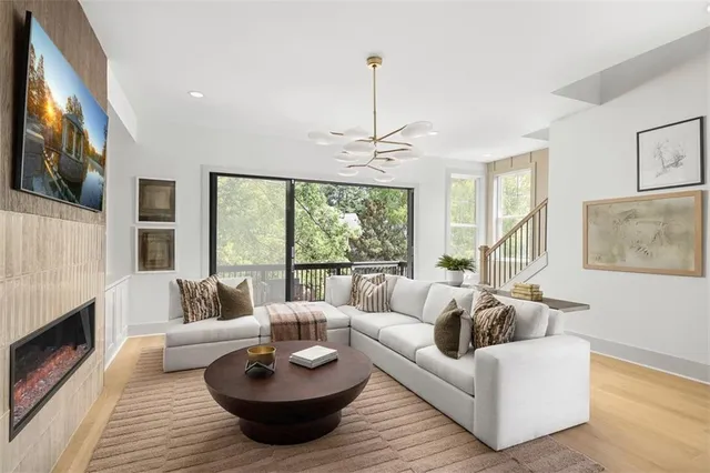 $1,375,000 | 1129 Panorama Drive, Unit 24, Brookhaven, GA 30319