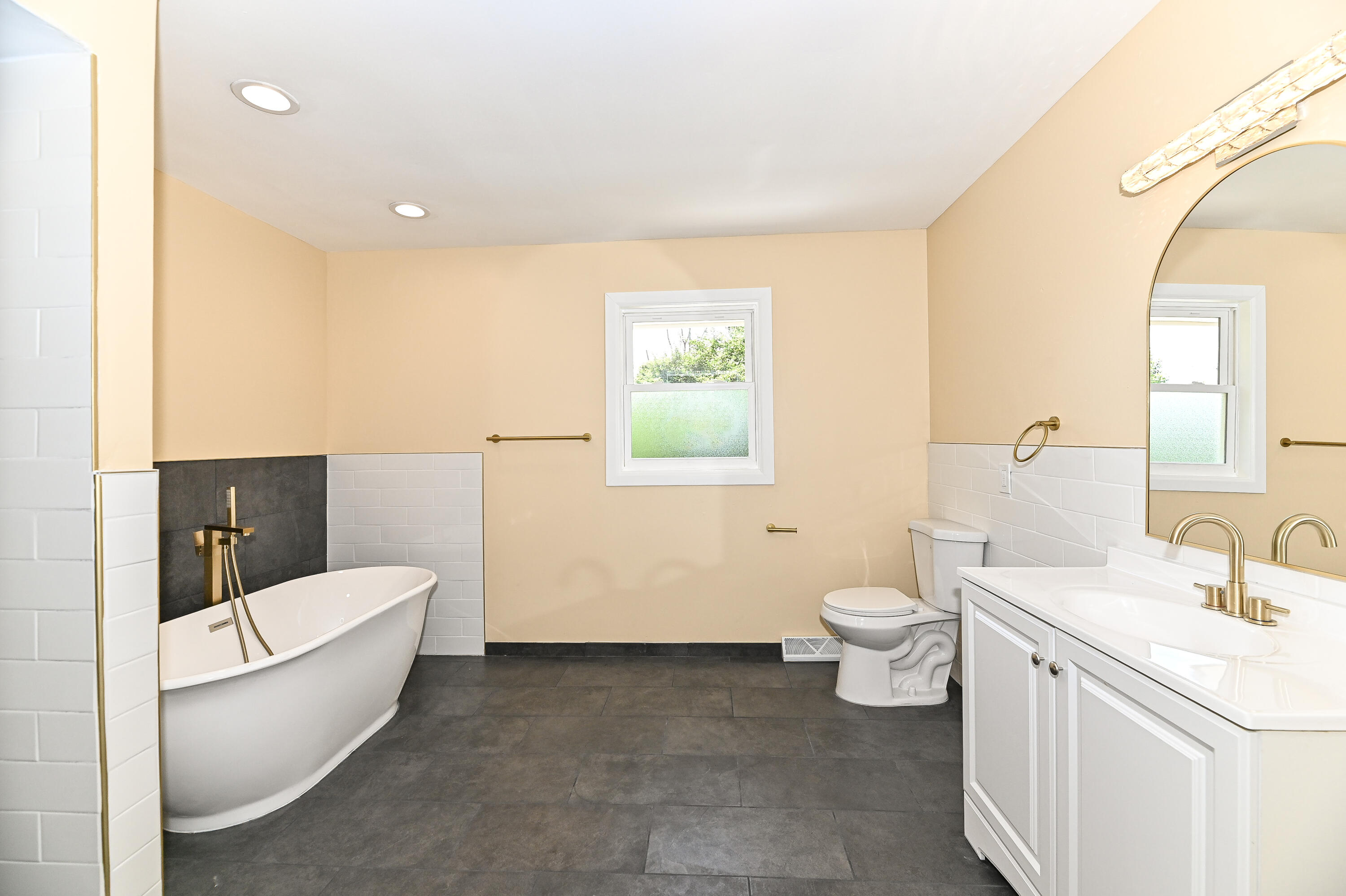 5344 Willowview Road Caledonia, WI 53402 - Photo 24 of 44 willowview-35