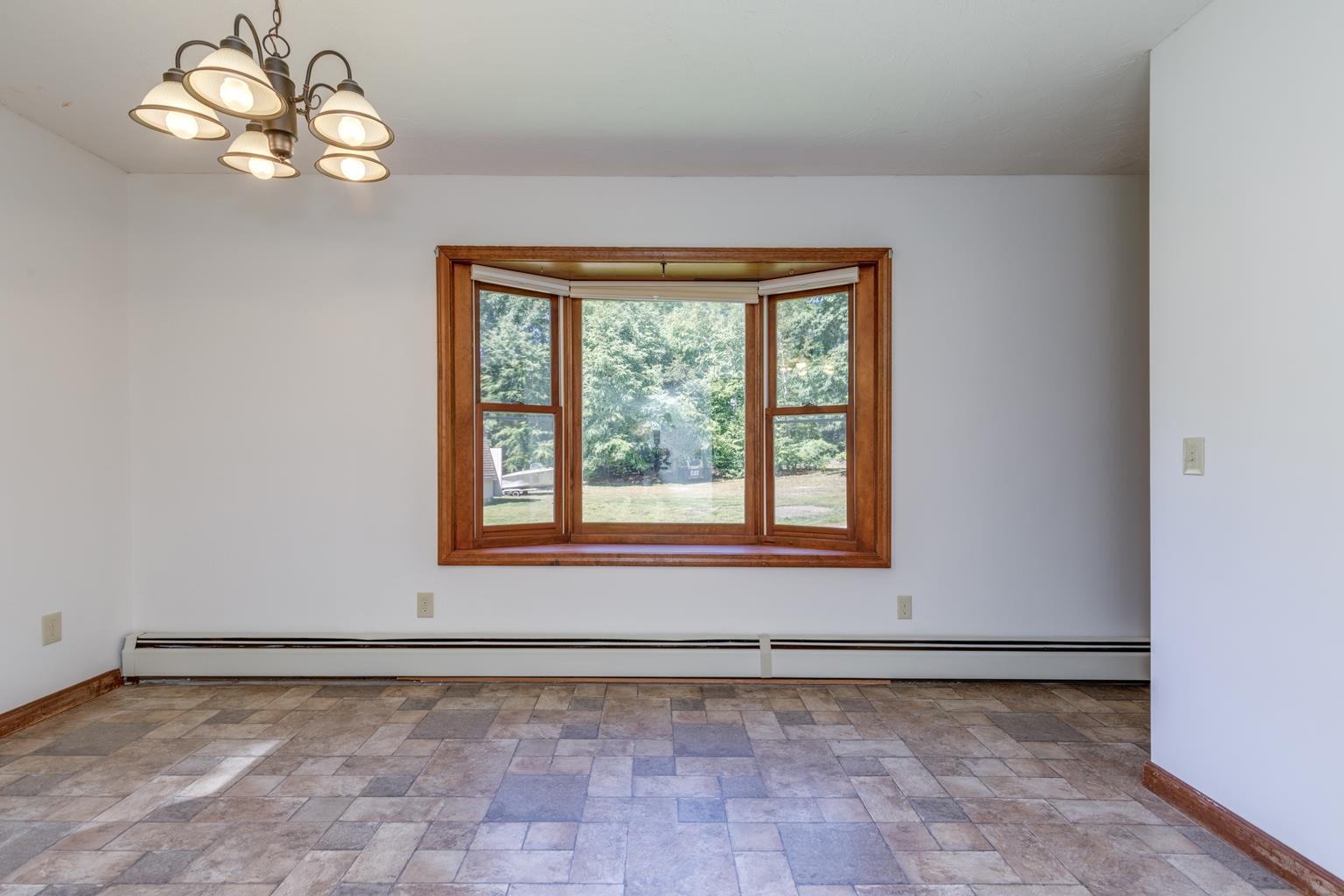 60 Mt Delight Road Deerfield, NH 03037 - Photo 5 of 54 Gallery Image 5