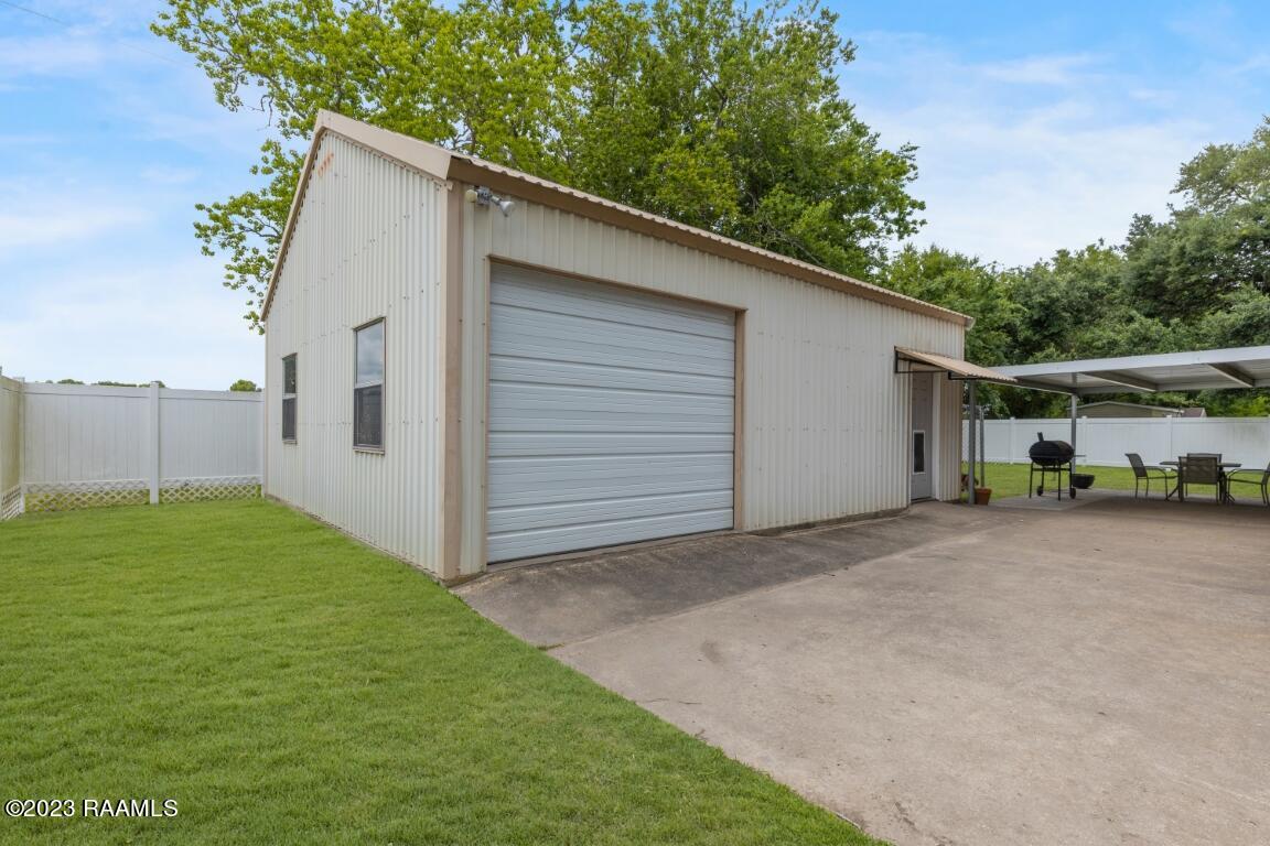 306 Interlude Road New Iberia, LA 70563 - Photo 17 of 20 306 Interlude New Iberia-17