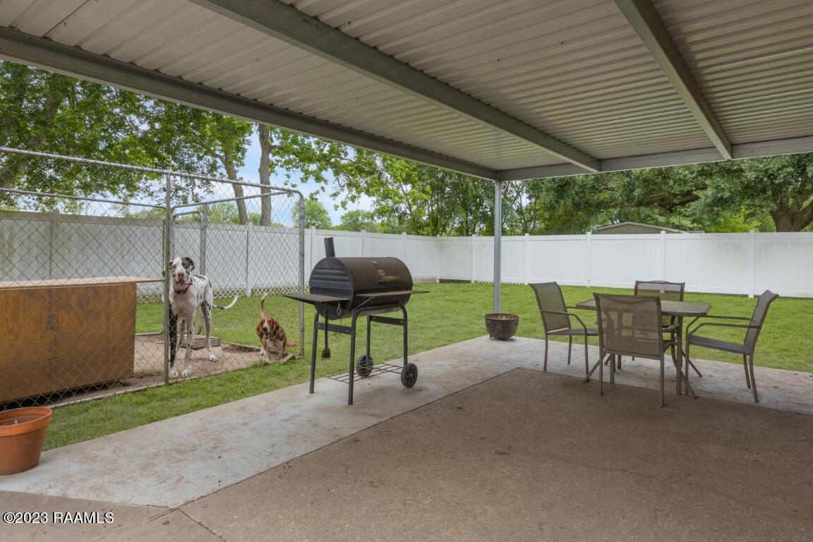 306 Interlude Road New Iberia, LA 70563 - Photo 18 of 20 306 Interlude New Iberia-18