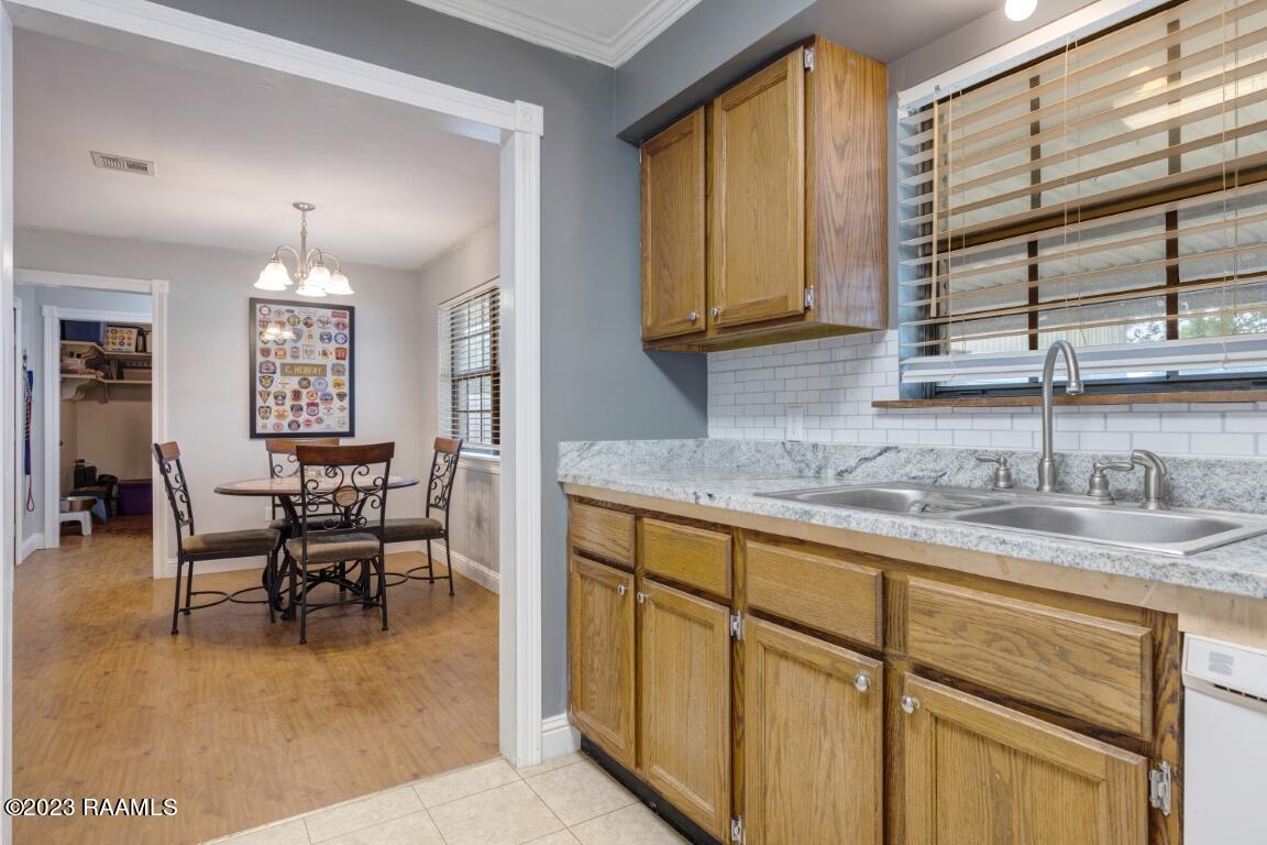 306 Interlude Road New Iberia, LA 70563 - Photo 9 of 20 306 Interlude New Iberia-9