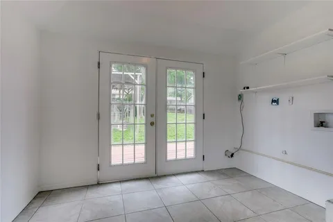 $259,000 | 818 East Woodin Boulevard, Dallas, TX 75216