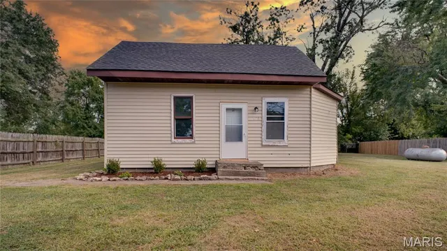 $125,000 | 608 Cross Street, Montgomery City, MO 63361
