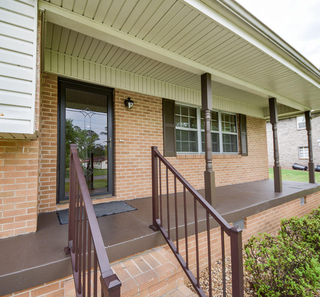 3335 Trewhitt Road Southeast Cleveland, TN 37323 - Photo 4 of 32 Porch