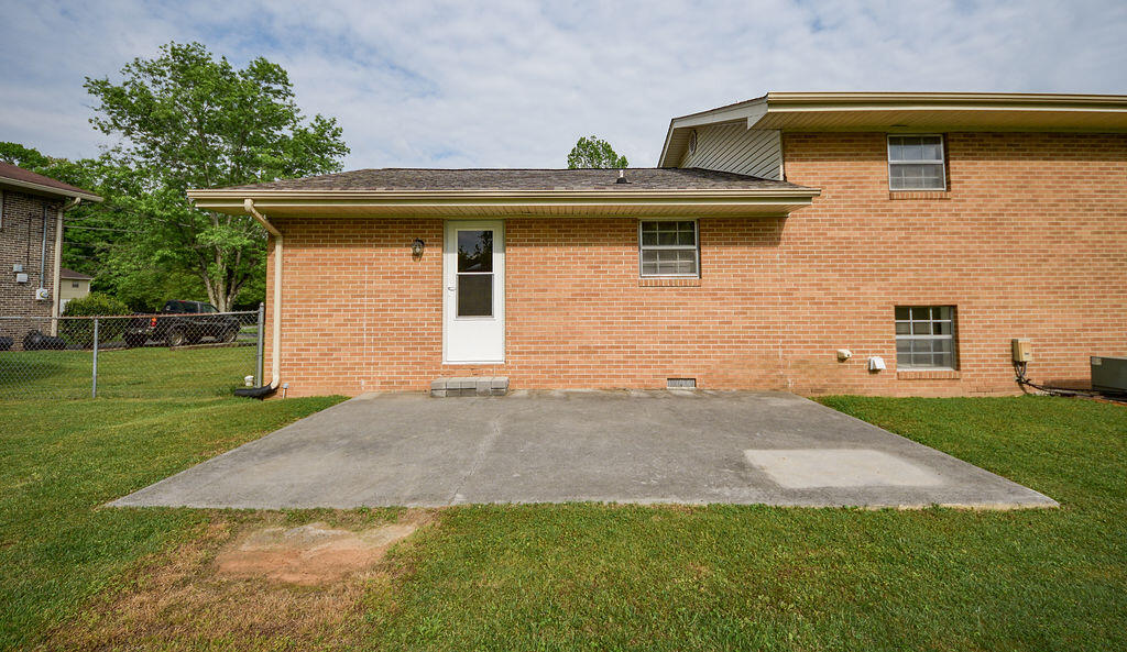 3335 Trewhitt Road Southeast Cleveland, TN 37323 - Photo 9 of 32 Rear Exterior