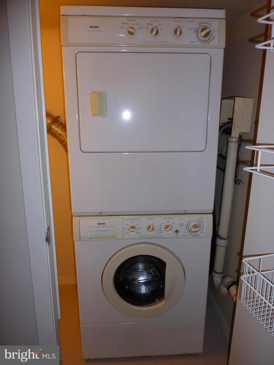 1620 Preston Road, Unit 1620 Alexandria, VA 22302 - Photo 13 of 15 IFront-Loading Washer & Dryer in Home