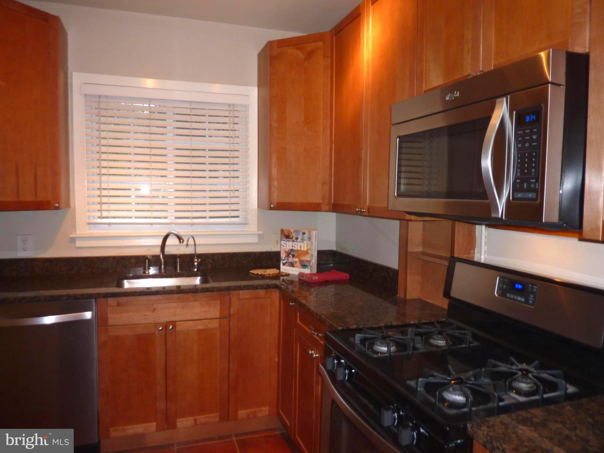 1620 Preston Road, Unit 1620 Alexandria, VA 22302 - Photo 3 of 15 Kitchen