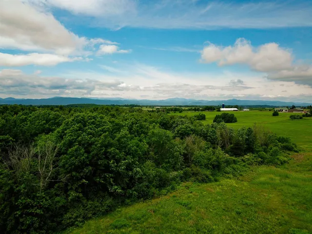 $272,000 | 4376 Highway 22A, Bridport, VT 05734