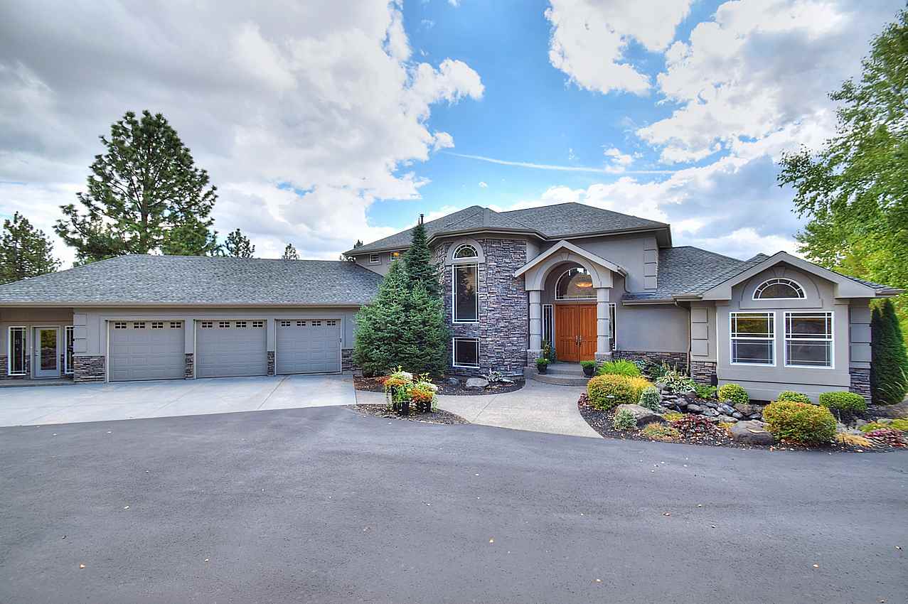 9710 East North Rim Lane Spokane, WA 99217 - Photo 1 of 20 Gallery Image 1