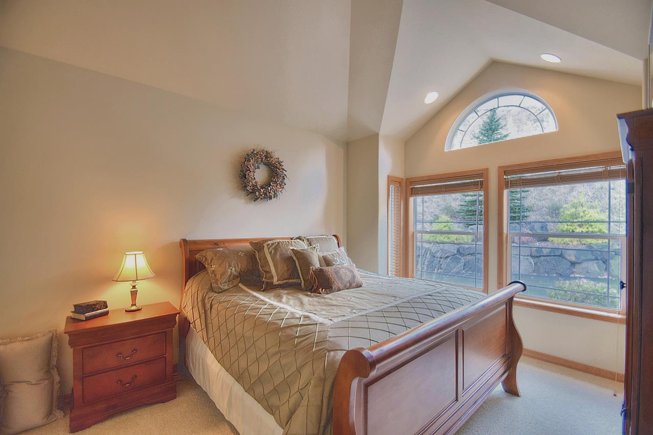 9710 East North Rim Lane Spokane, WA 99217 - Photo 7 of 20 Gallery Image 7