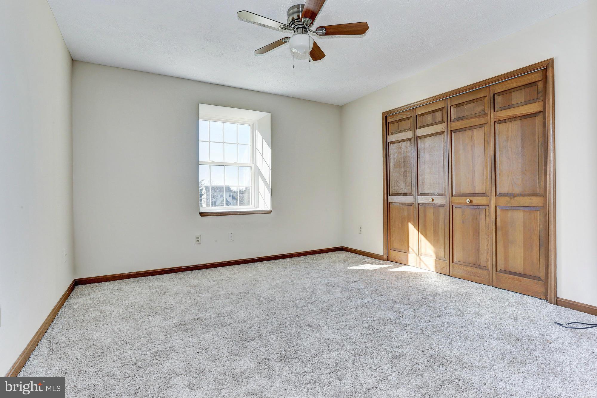 602 Rivershore Court Edgewood, MD 21040 - Photo 23 of 28 an empty room with ceiling fan