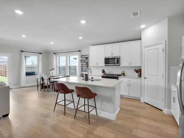 $379,990 | 6625 Denim Drive, Fort Worth, TX 76036