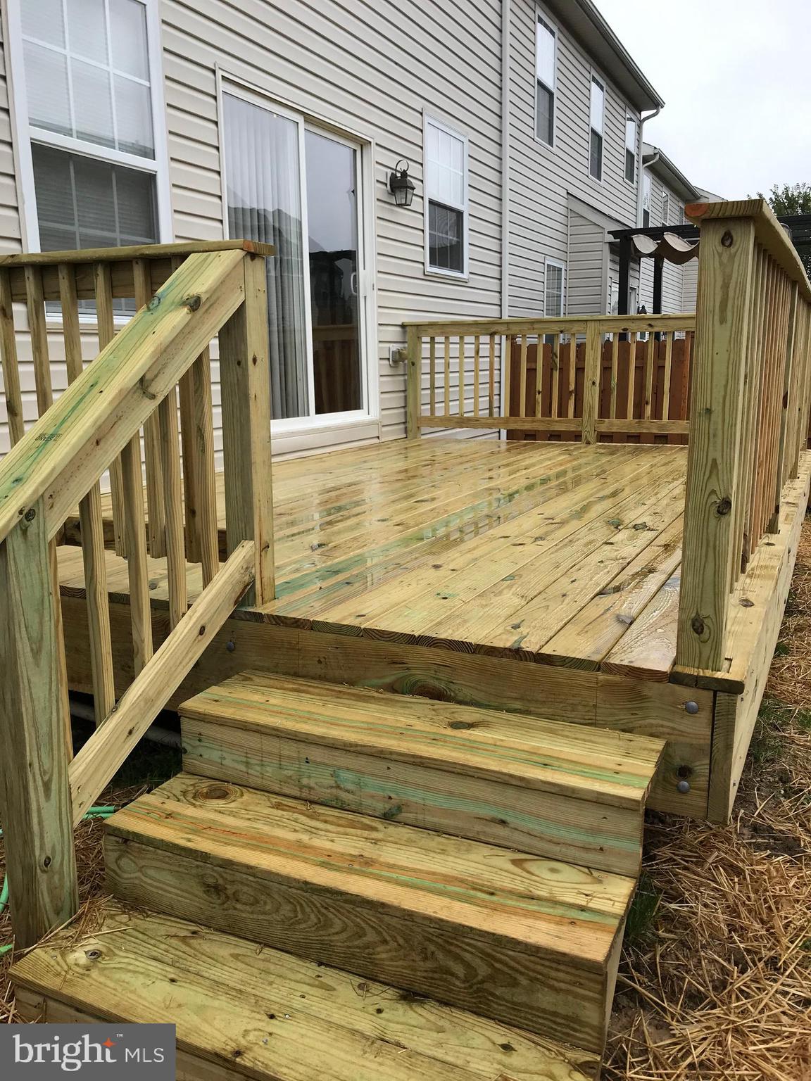 9730 Langley Road Baltimore, MD 21220 - Photo 31 of 31 Rear deck