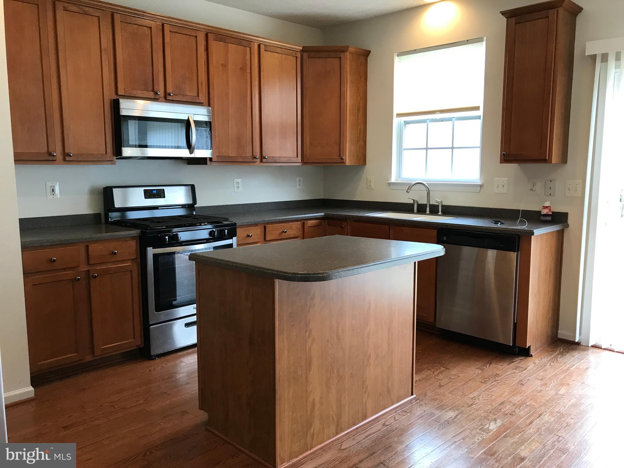 9730 Langley Road Baltimore, MD 21220 - Photo 5 of 31