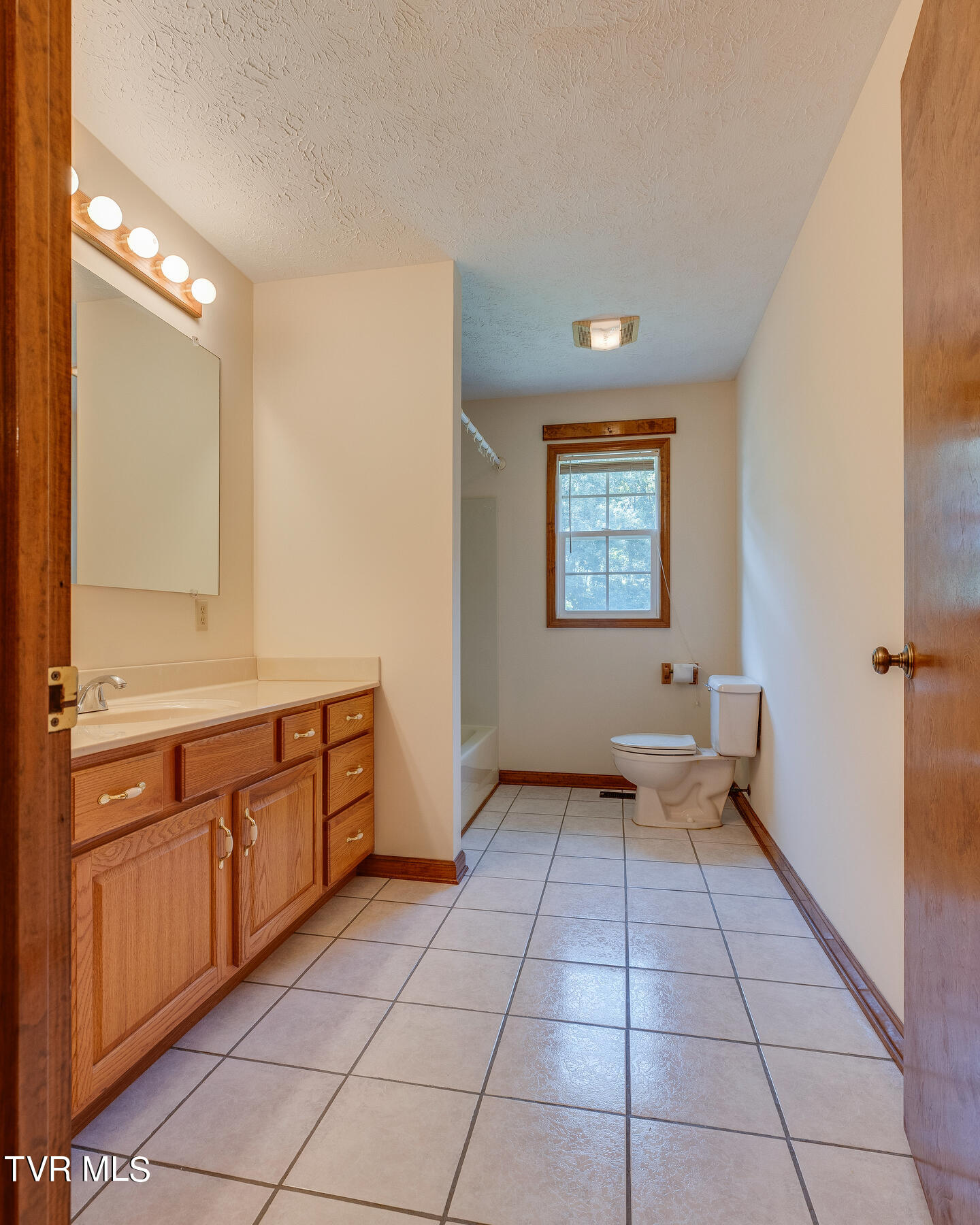 220 Barger Road Blountville, TN 37617 - Photo 20 of 41 021