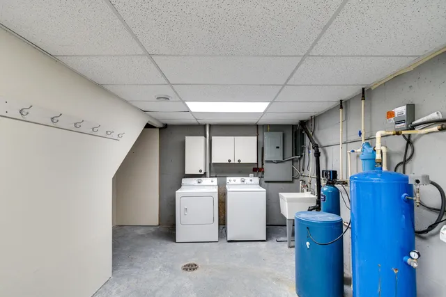 $579,900 | 2039 Springdale Center Road, Verona, WI 53593