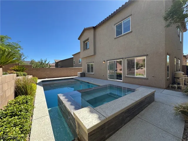 $3,450 | 12 Via Dolcetto, Henderson, NV 89011