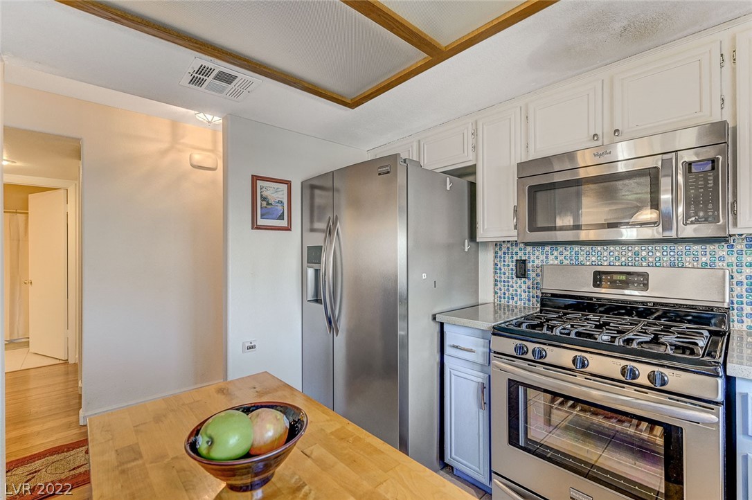 1851 Hillpointe Road, Unit 1611 Henderson, NV 89074 - Photo 9 of 26 Gallery Image 9