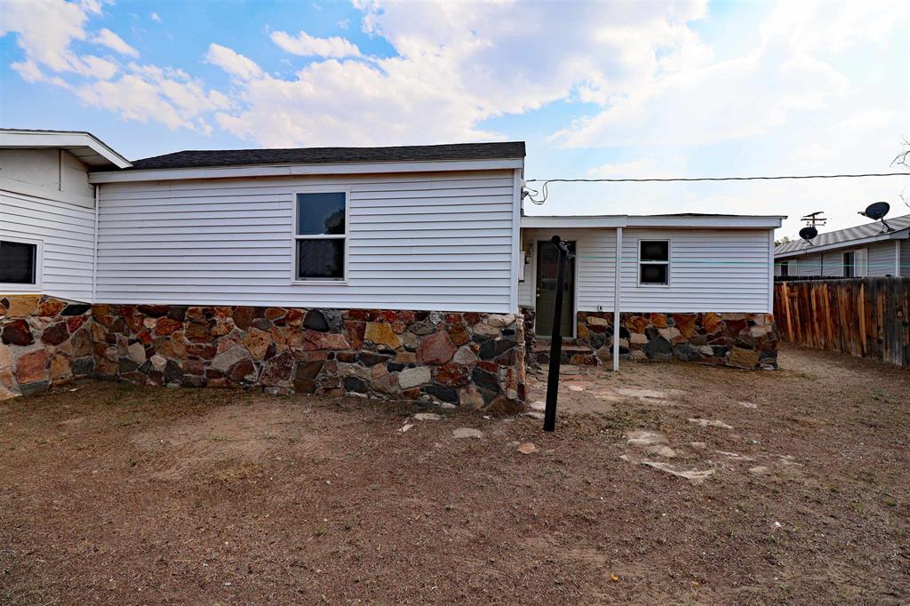 204 West 5 Street Shoshoni, WY 82649 - Photo 5 of 32 Gallery Image 5