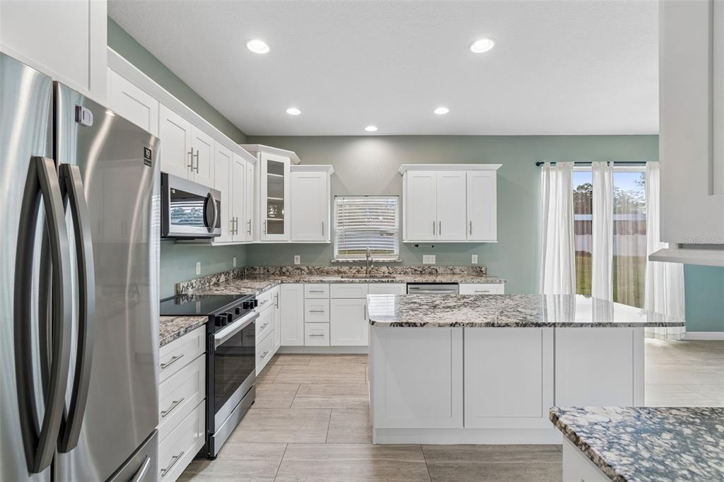 18098 Macek Road Weeki Wachee, FL 34614 - Photo 8 of 31