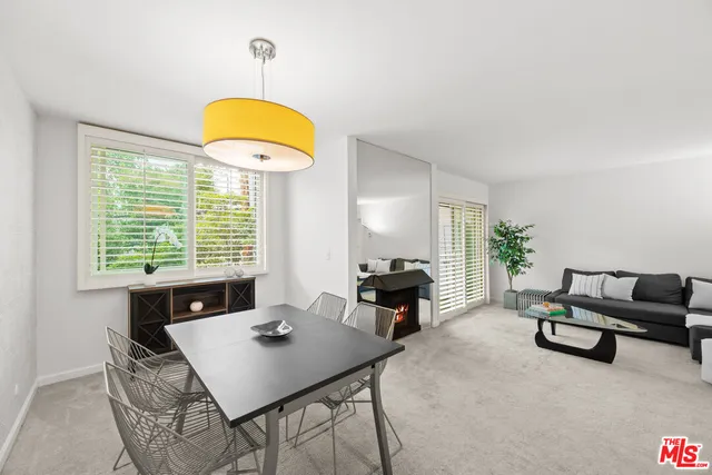 $738,000 | 927 North Kings Road, Unit 212, West Hollywood, CA 90069
