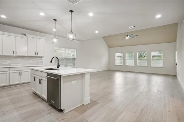 $519,900 | 2732 Rogliano Lane, League City, TX 77573