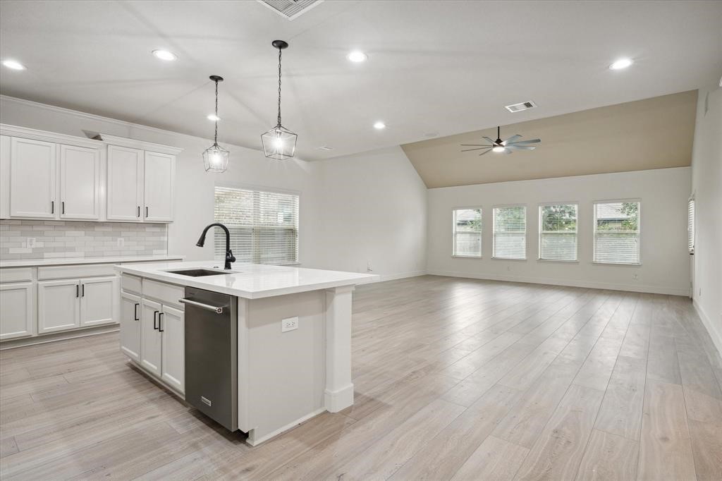 2732 Rogliano Lane League City, TX 77573 - Photo 1 of 10 Kitchen with view of living room
