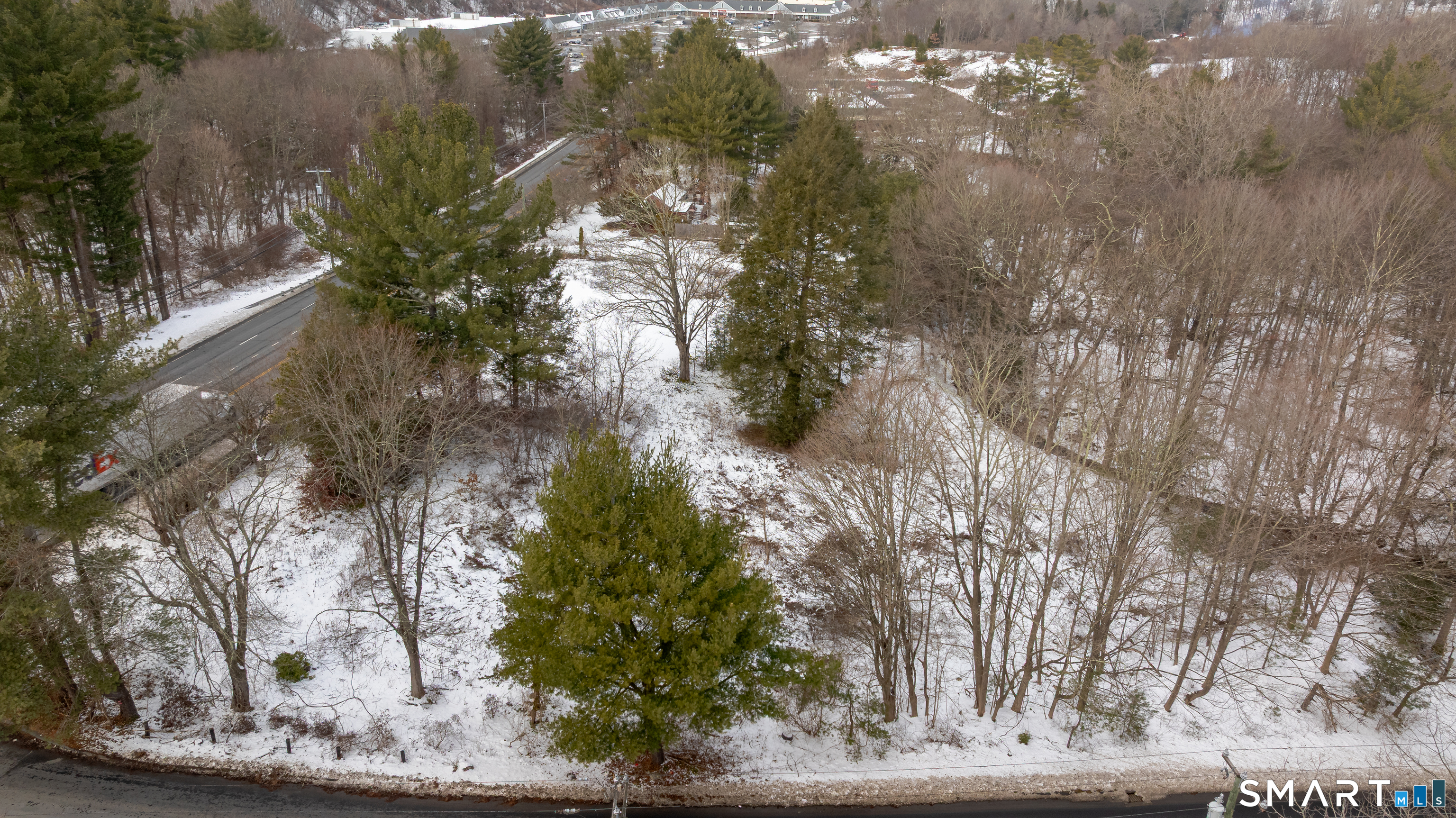 263-271 South Main Street Newtown, CT 06470 - Photo 10 of 24 a view of a yard