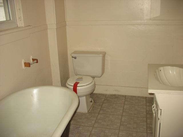 1855 Agler Road Columbus, OH 43224 - Photo 5 of 7 Gallery Image 5