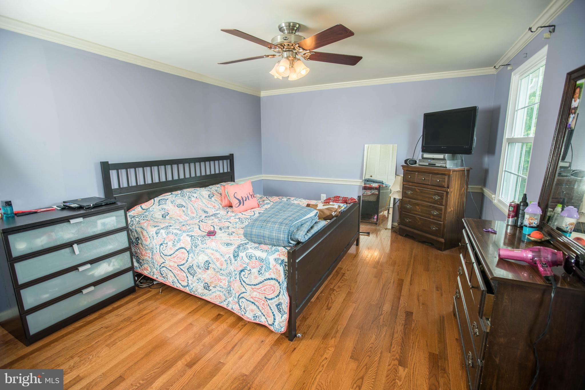 17533 Collier Circle Poolesville, MD 20837 - Photo 23 of 29 Bedroom