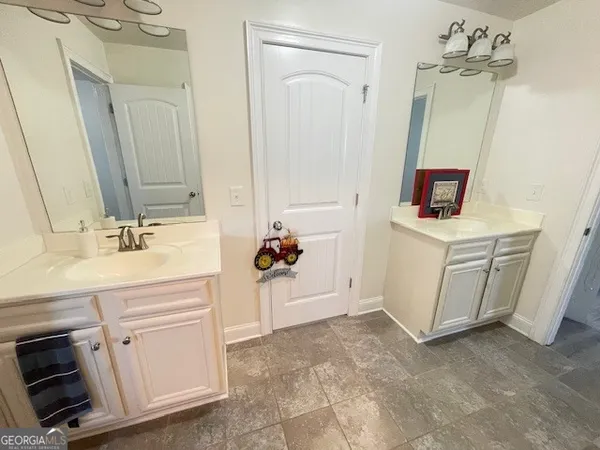 $549,000 | 795 Sienna Valley Drive, Braselton, GA 30517