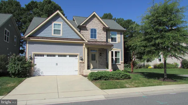 front view of house with a yard